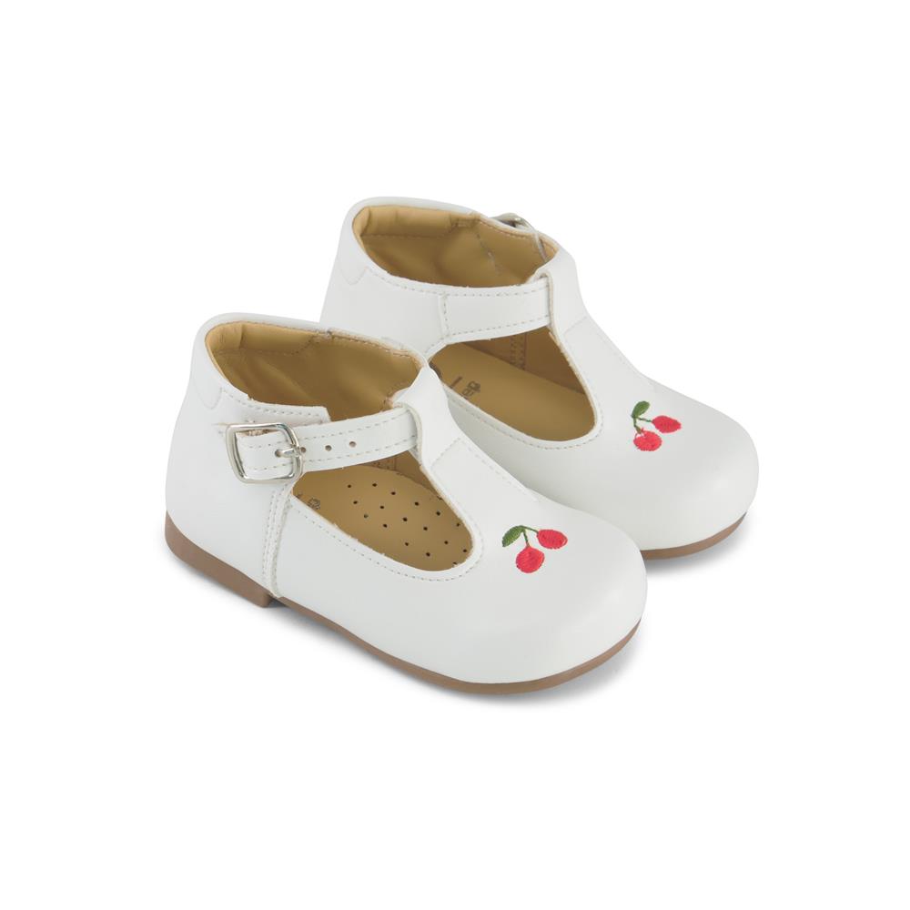 נעל t רקמת דובדבנים