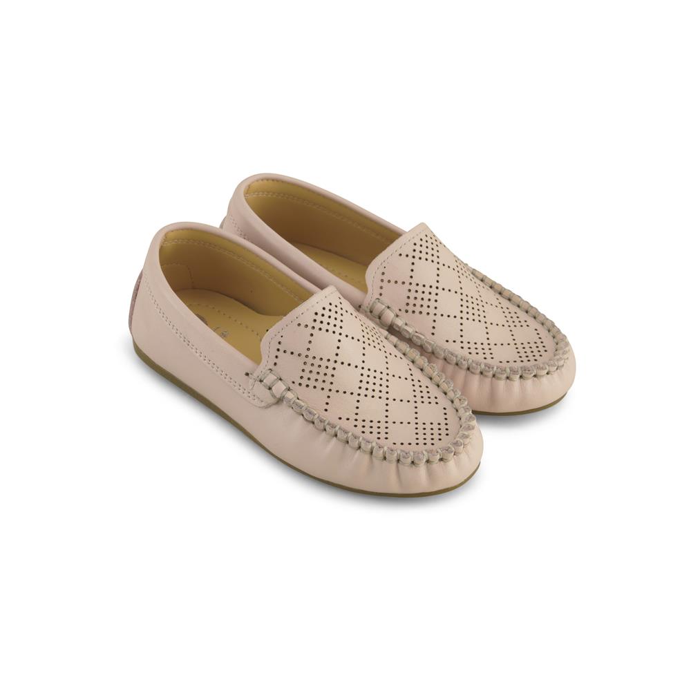 נעל מוקסין בחירור שחמט