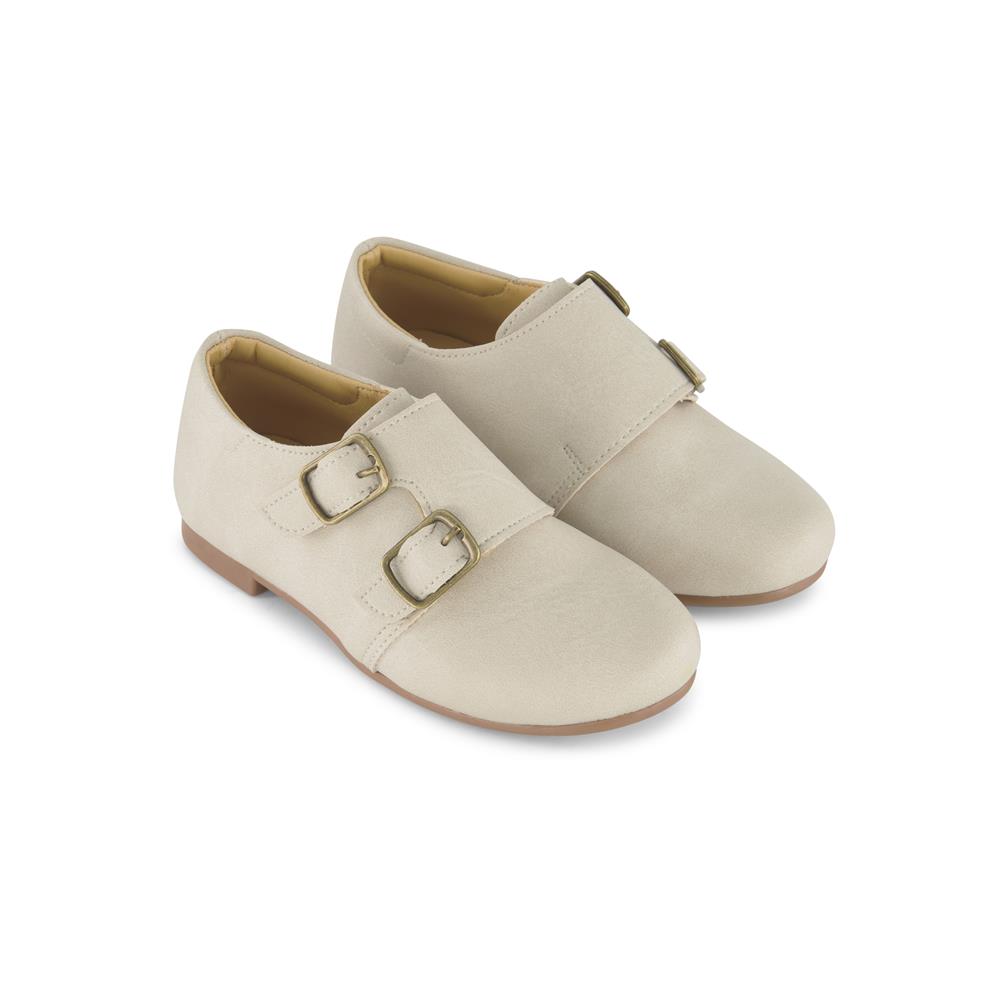 נעל קלאסית בסגירת סקוצ