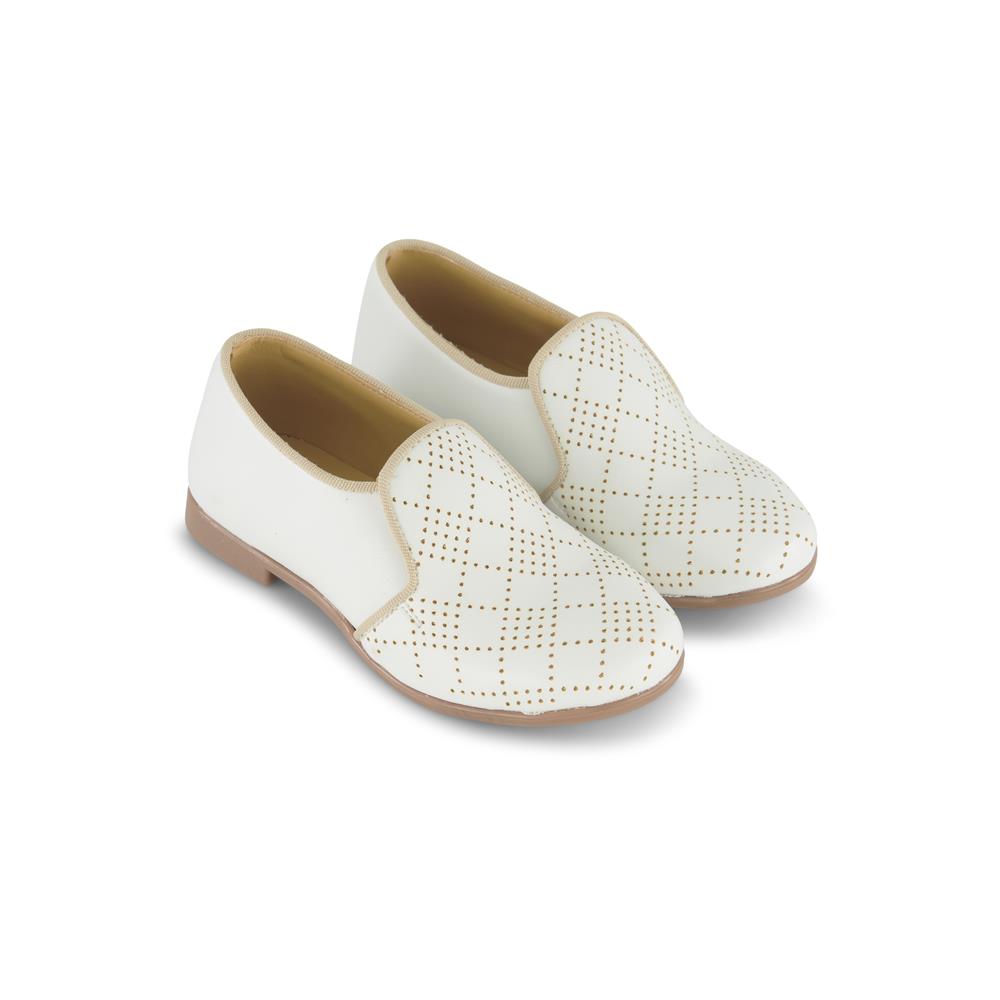 נעל בחירור שחמט